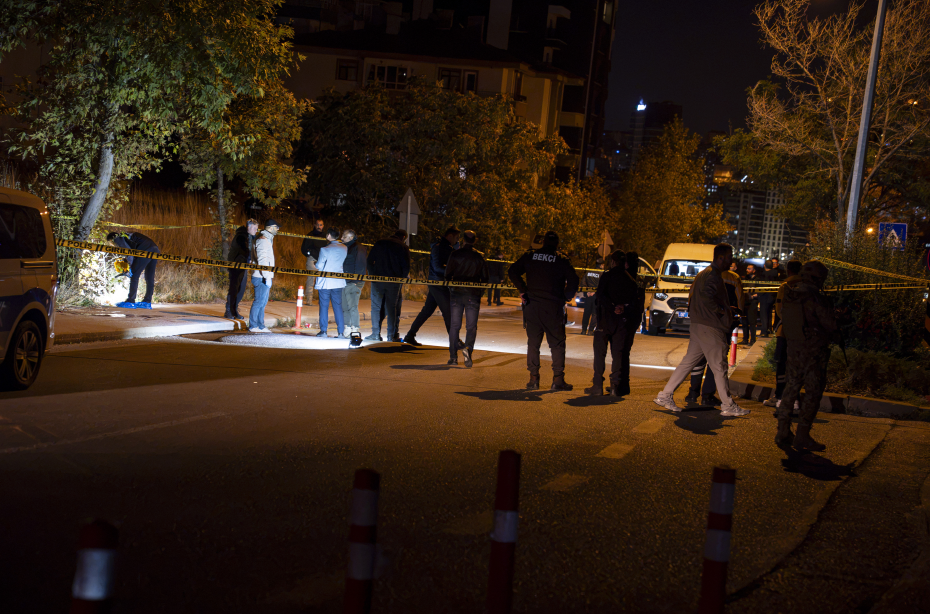 Ankara Pursaklar'da Uygulama Noktasında Silahlı Saldırı: Bir Polis Şehit Oldu