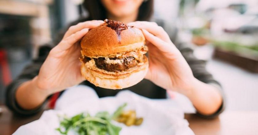 Yüksek Kolesterol Belirtileri Nelerdir? Yüksek Kolesterol Nasıl Anlaşılır? Tedavi Yöntemleri Nelerdir?