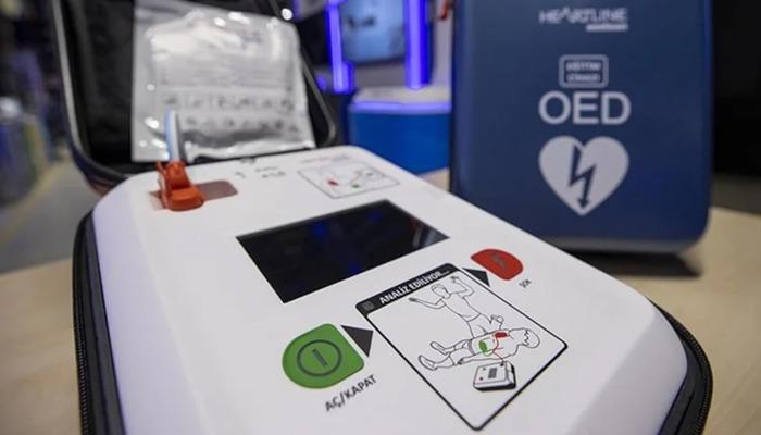 Sağlık Bakanlığı harekete geçti! Havalimanı, AVM, otogar, iş yeri, spor tesisleri, beznlikler… Şok cihazları artık zorunlu olacak