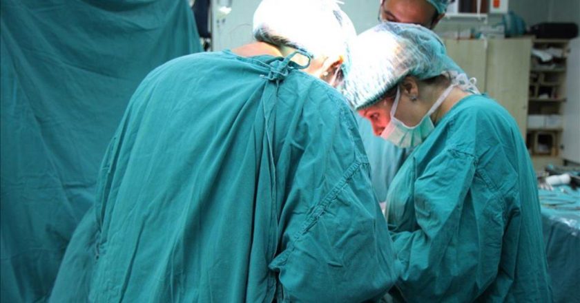 Bursa’da 77 yaşındaki kadının safra kesesinden 213 tane taş çıkarıldıSağlık Haberleri