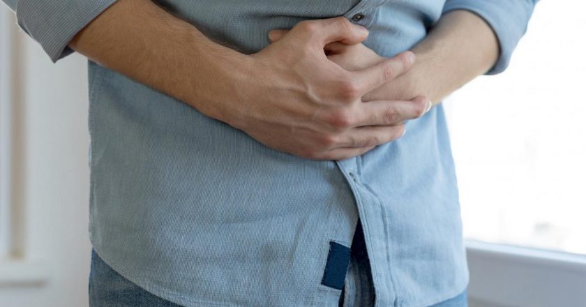 Prostat büyümesine dikkat: “Bıçak altına yatmak” tek çare değil!