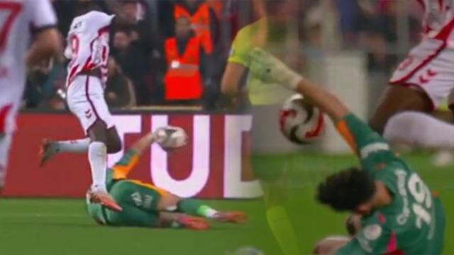 Galatasaray’da olmaz denen oldu! Günay Güvenç kırmızı kart gördü